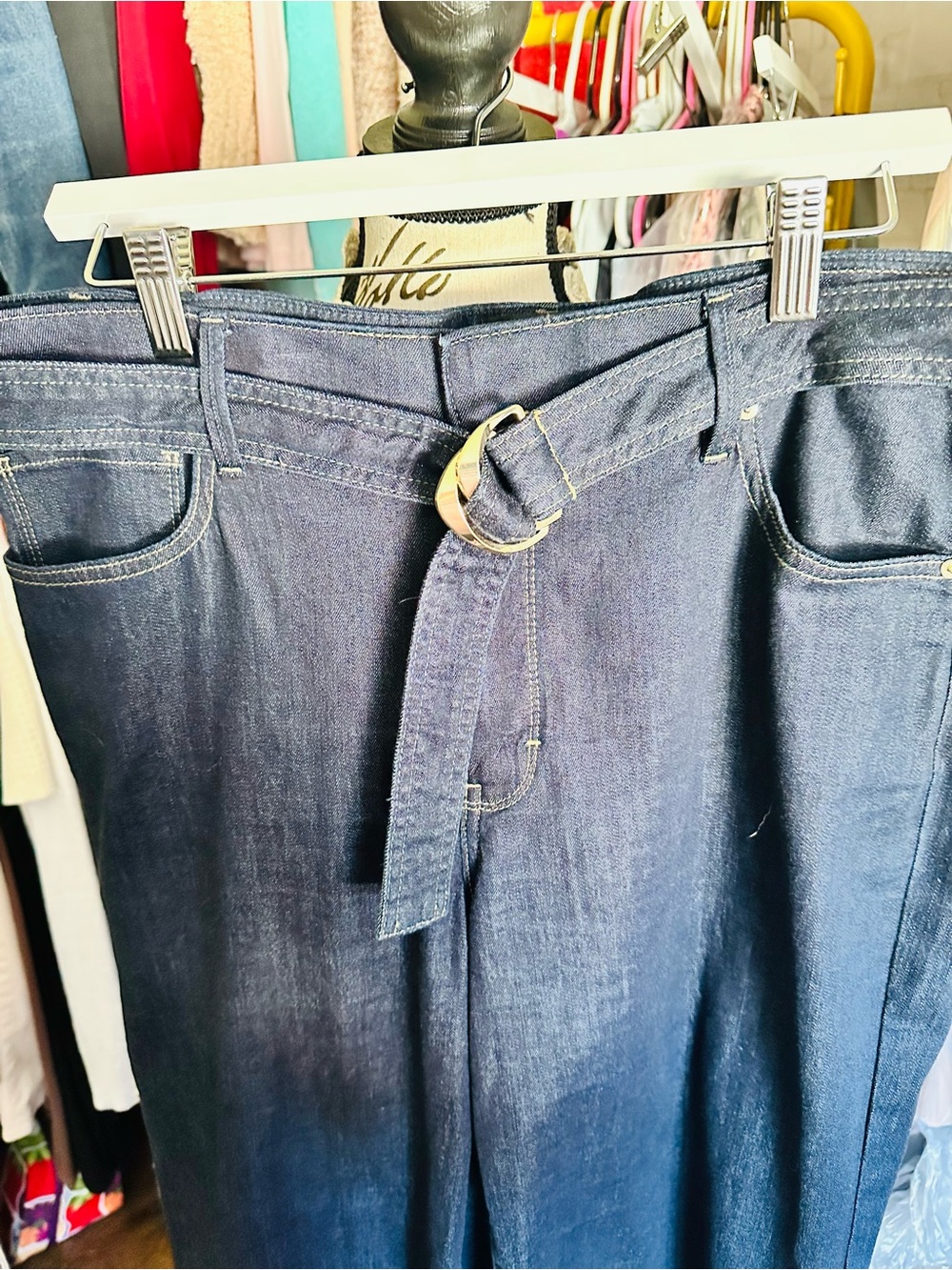 White House Black Market High-Rise Belted Wide-Leg Jean - Picture 8 of 10
